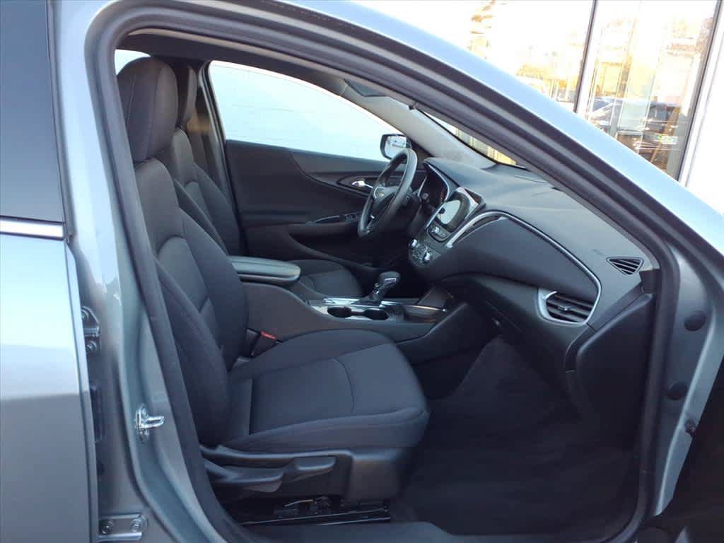 Used 2024 Chevrolet Malibu LT FWD image 22