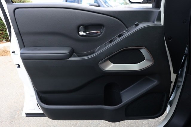 New 2026 Nissan Frontier SV w/ Tow Package image 21