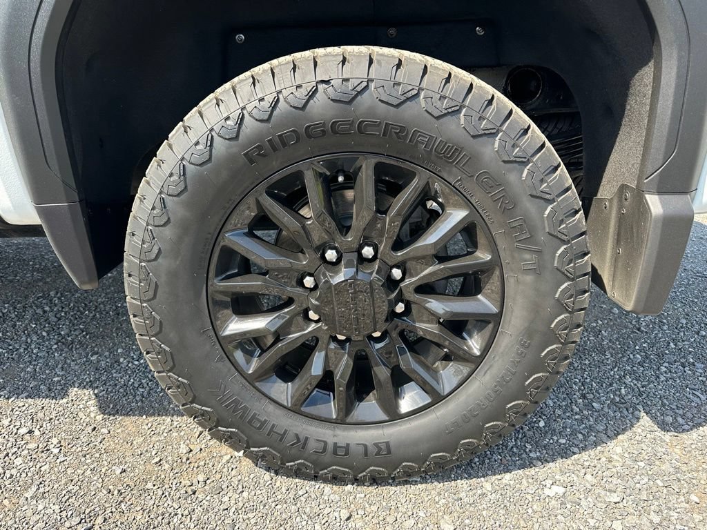 Used 2024 GMC Sierra 2500 Denali Ultimate AWD/4WD image 16