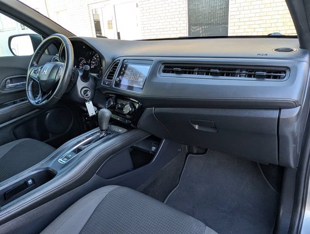 Used 2019 Honda HR-V Sport image 21