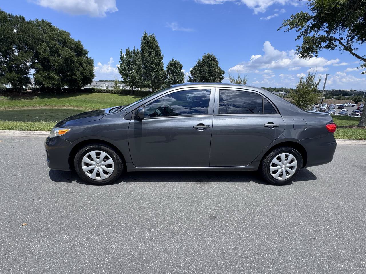 Used 2012 Toyota Corolla L FWD image 7