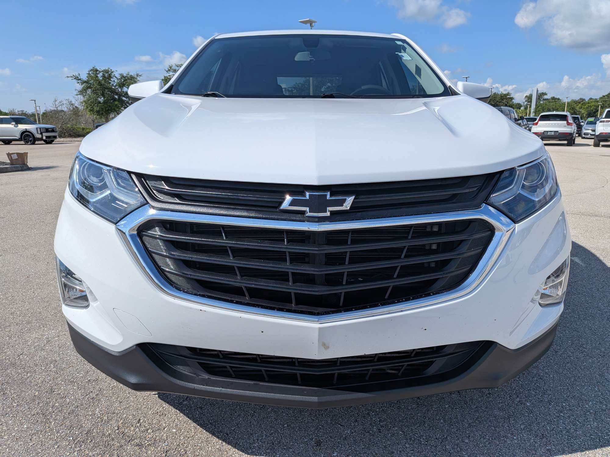 Used 2019 Chevrolet Equinox LT FWD image 3