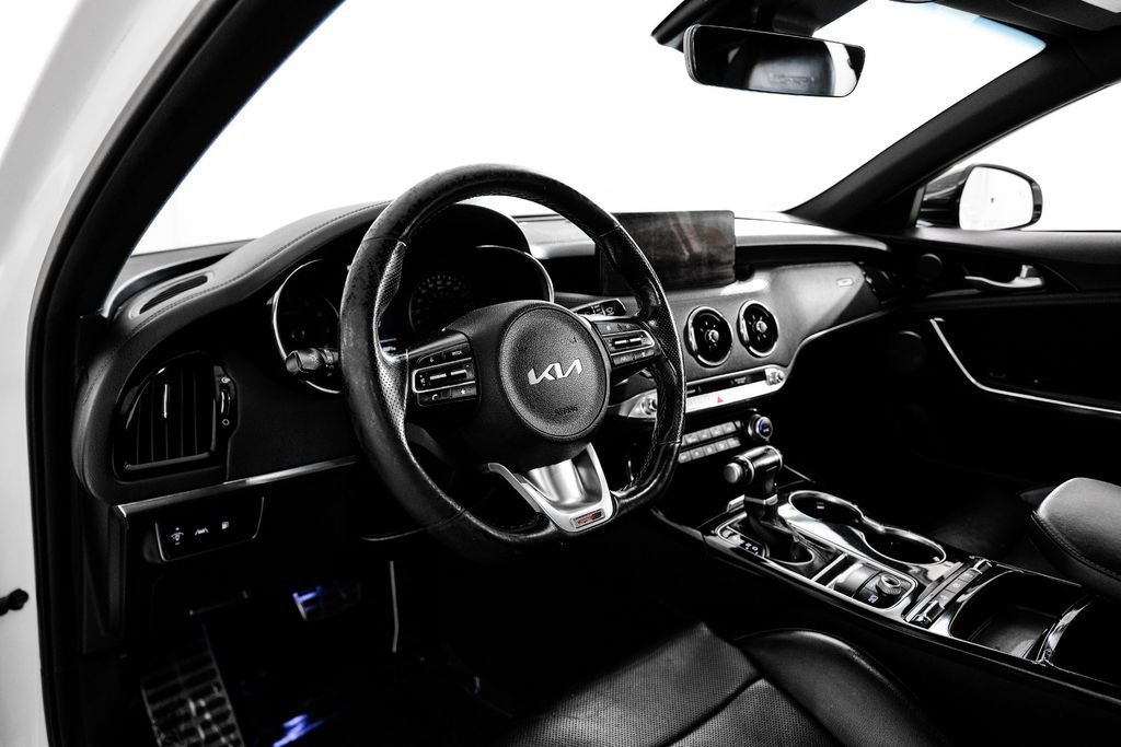 Used 2022 Kia Stinger GT-Line w/ Sun & Sound Package image 2