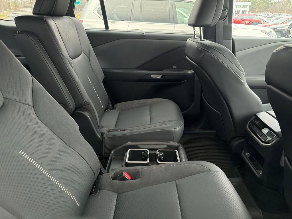 Used 2025 Lexus TX 350 AWD w/ Technology Package image 18