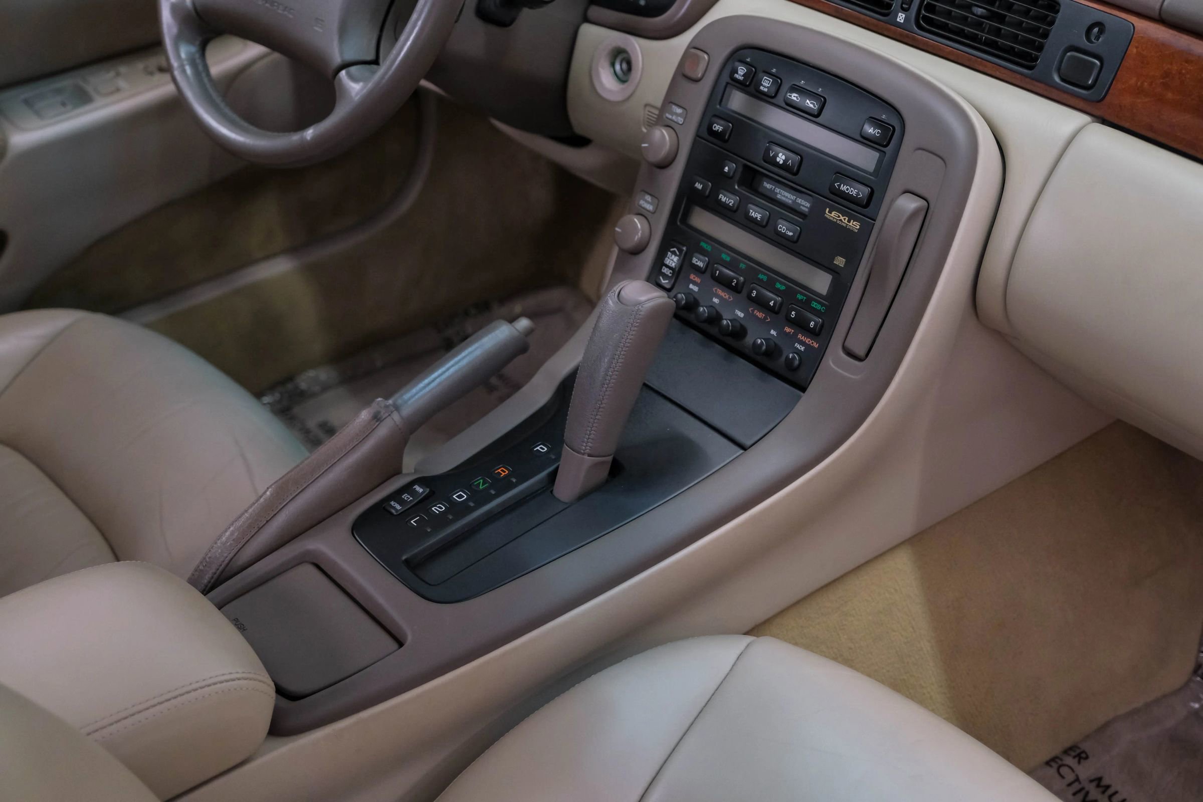 Used 1997 Lexus SC 400 Coupe image 17