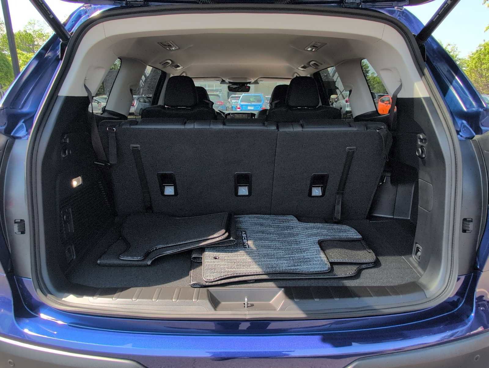 Used 2026 Subaru Ascent Premium AWD/4WD image 31