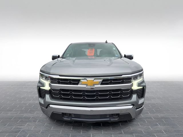 Used 2025 Chevrolet Silverado 1500 LT AWD/4WD image 2