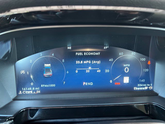 Used 2024 Lincoln Corsair AWD w/ Equipment Group 101A image 16