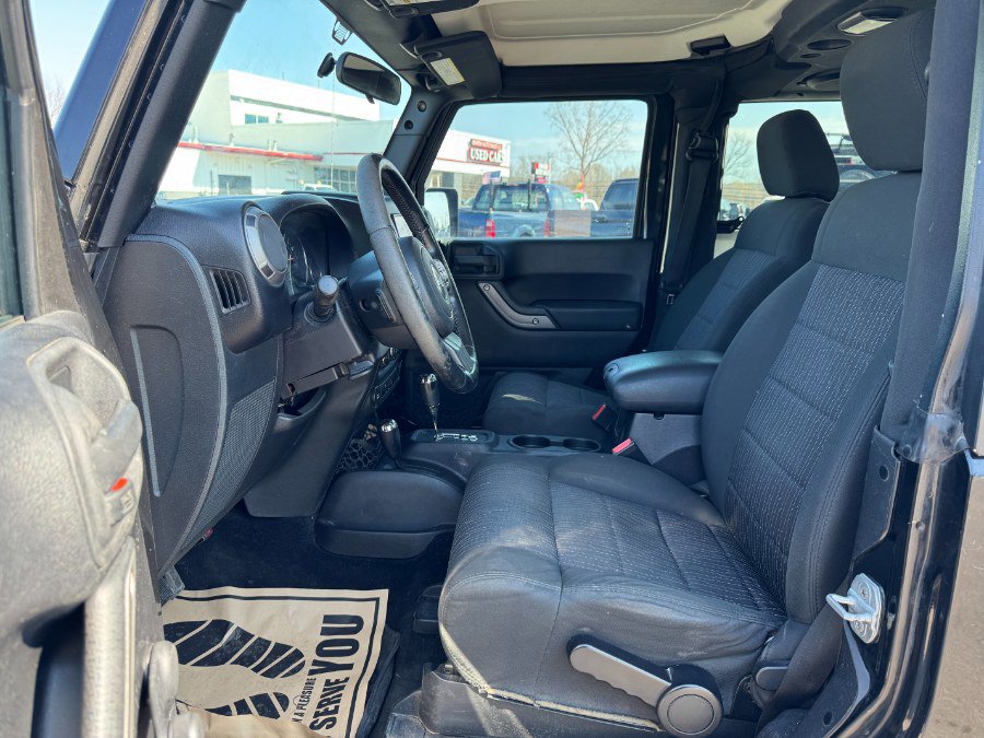 Used 2012 Jeep Wrangler Sport w/ Connectivity Group AWD/4WD image 15
