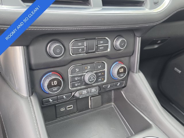 Used 2022 Chevrolet Suburban Z71 w/ Luxury Package AWD/4WD image 28