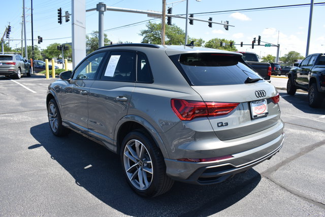 Used 2025 Audi Q3 2.0T Premium w/ Convenience Package AWD/4WD image 5