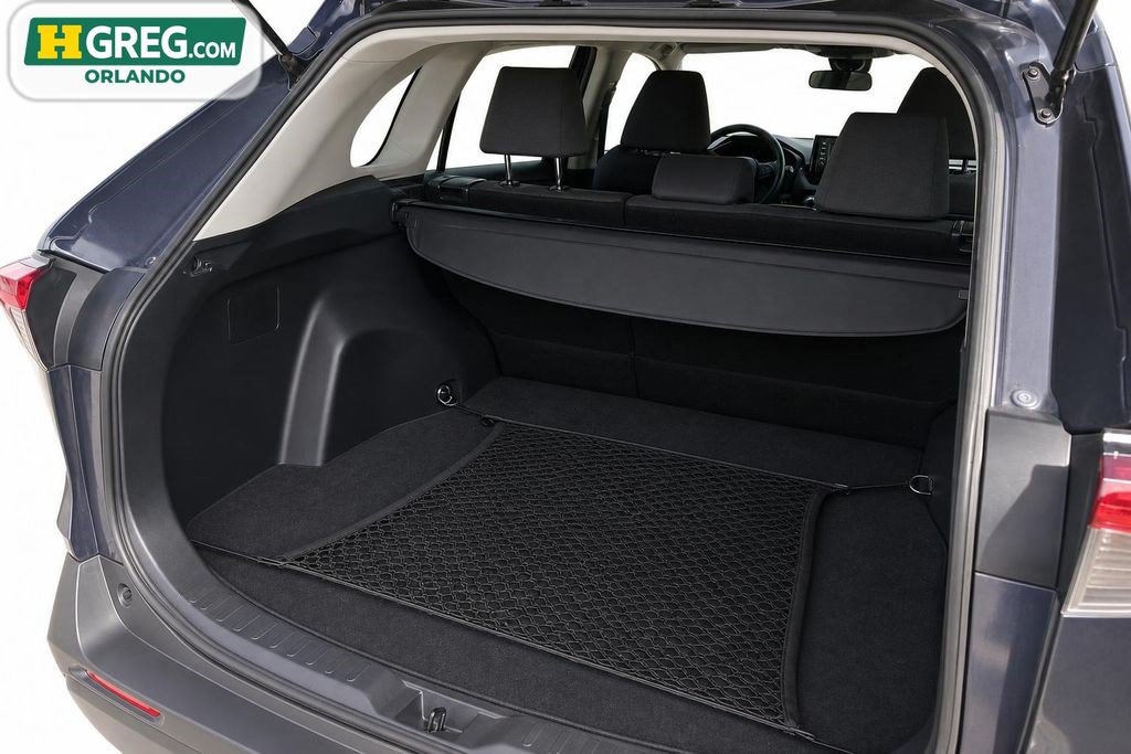 Used 2021 Toyota RAV4 XLE FWD image 13