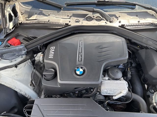 Used 2017 BMW 320i xDrive Sedan image 29