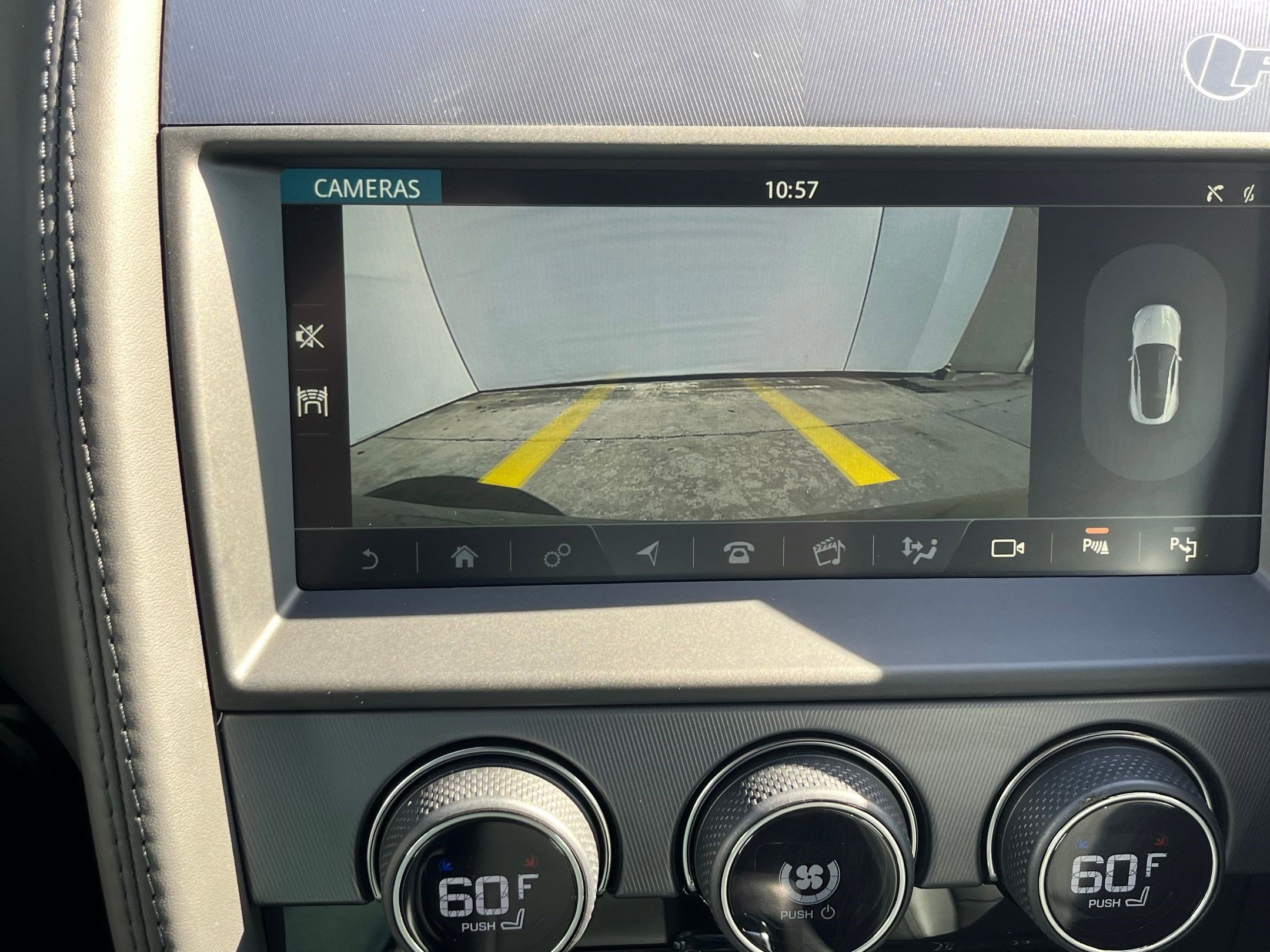 Used 2023 Jaguar F-TYPE R image 28