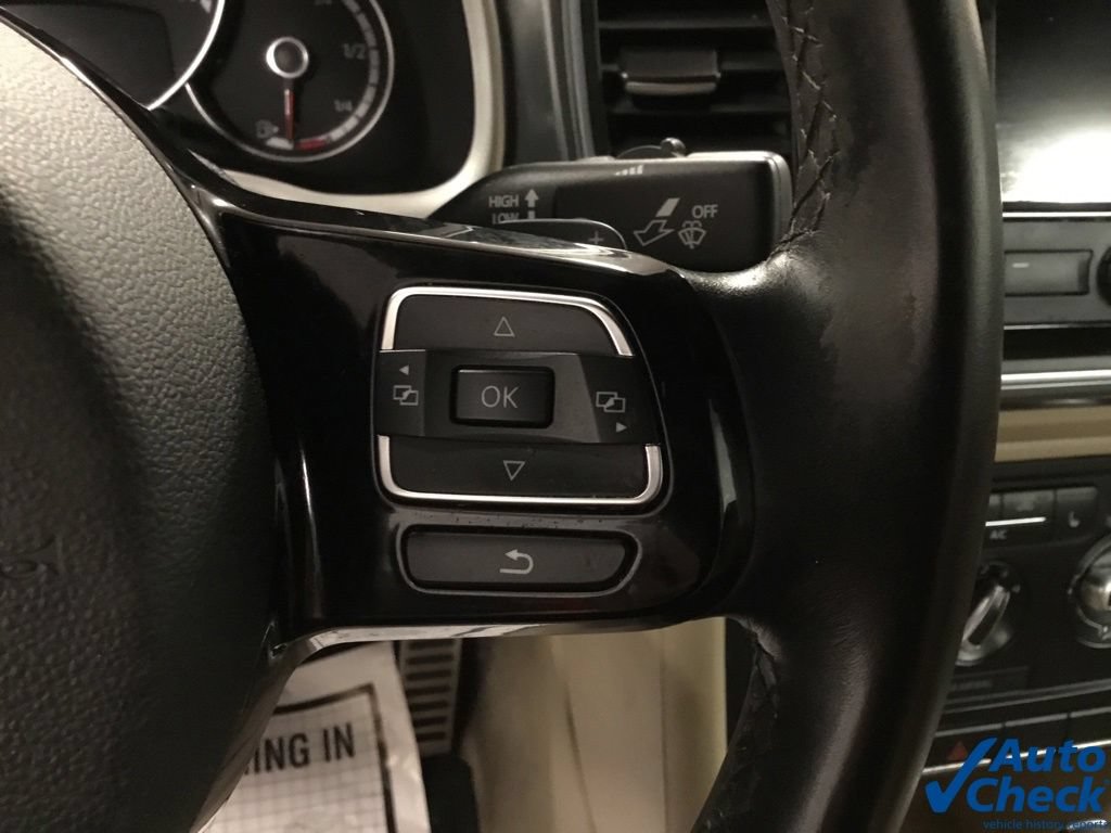 Used 2014 Volkswagen Beetle R-Line FWD image 45