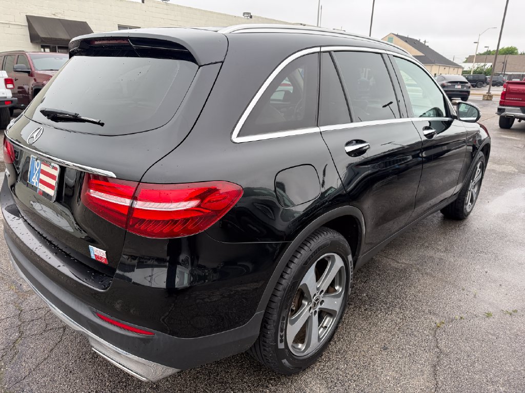 Used 2019 Mercedes-Benz GLC 300 image 10