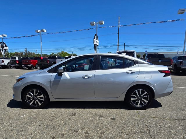 Used 2025 Nissan Versa SV FWD image 8