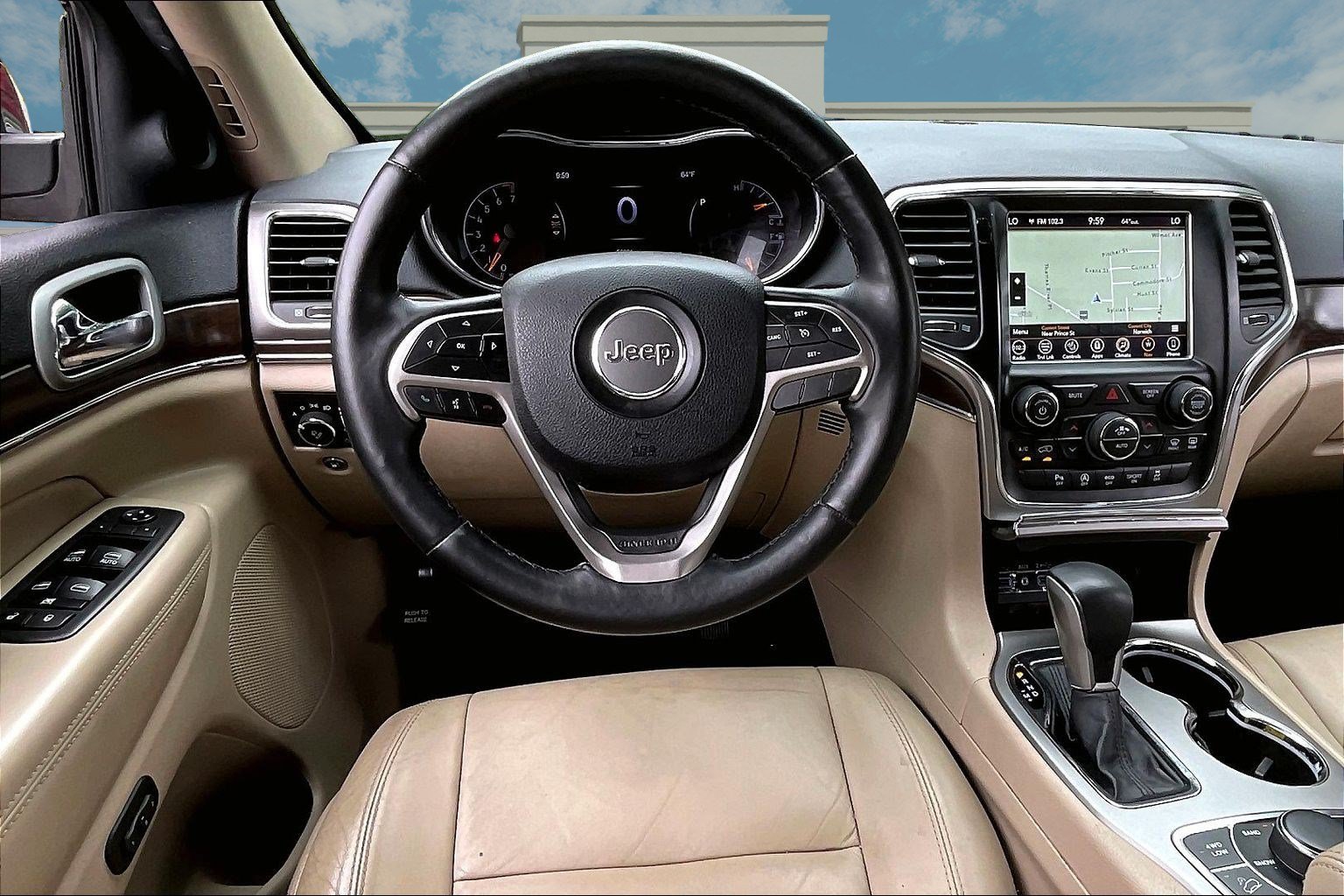 Used 2018 Jeep Grand Cherokee Limited AWD/4WD image 5