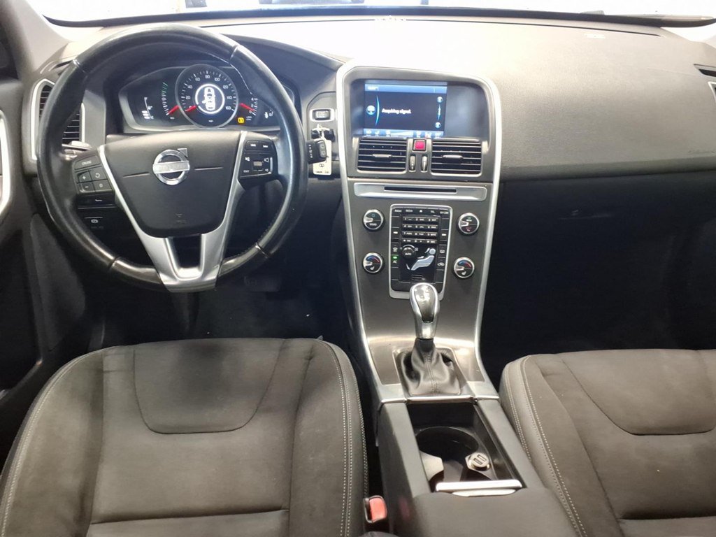 Used 2014 Volvo XC60 AWD 3.2 image 9