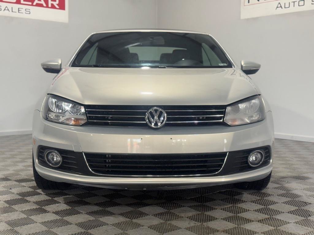 Used 2012 Volkswagen Eos Komfort FWD image 5