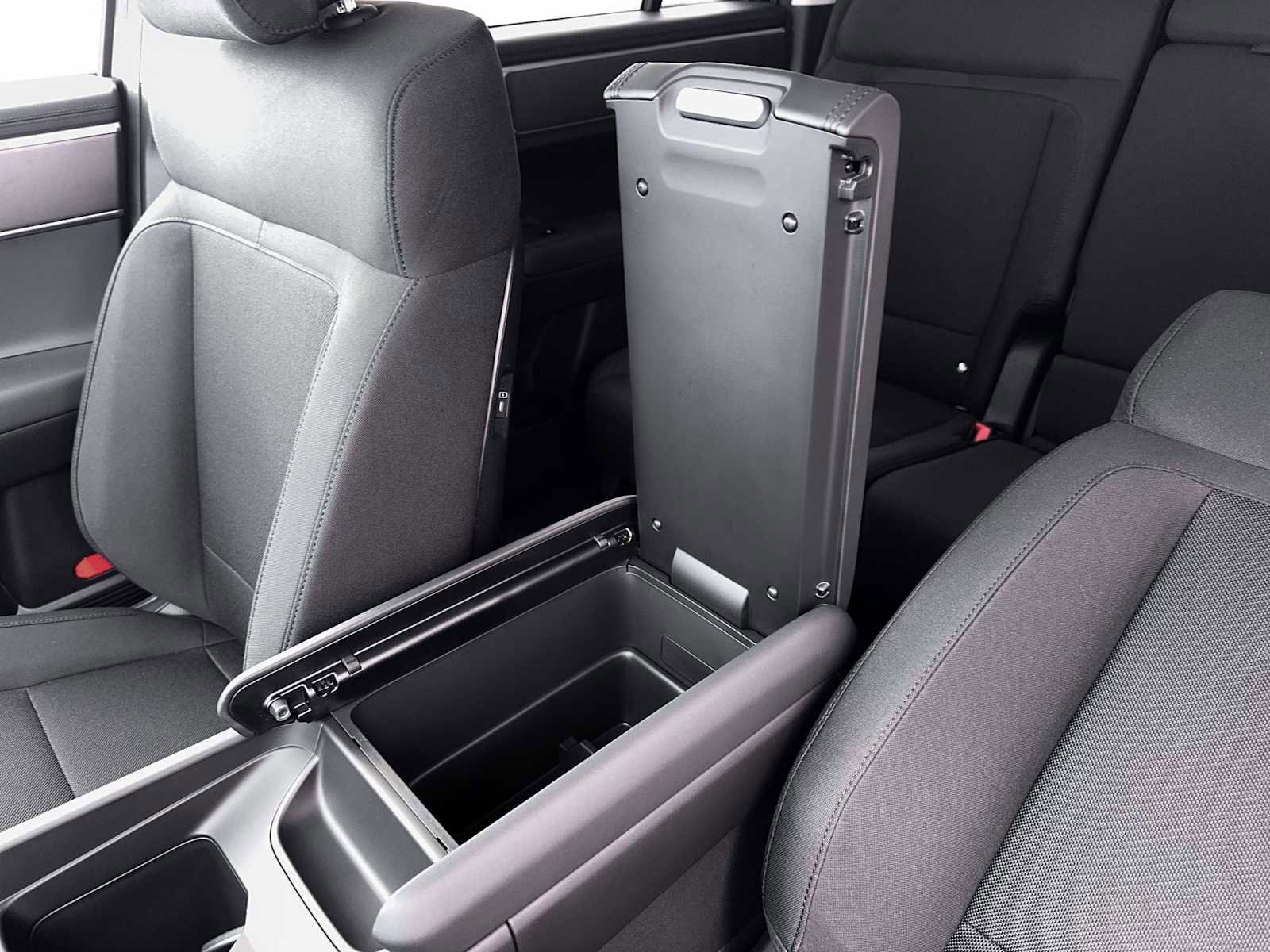 Used 2026 Hyundai Santa Fe SE image 18