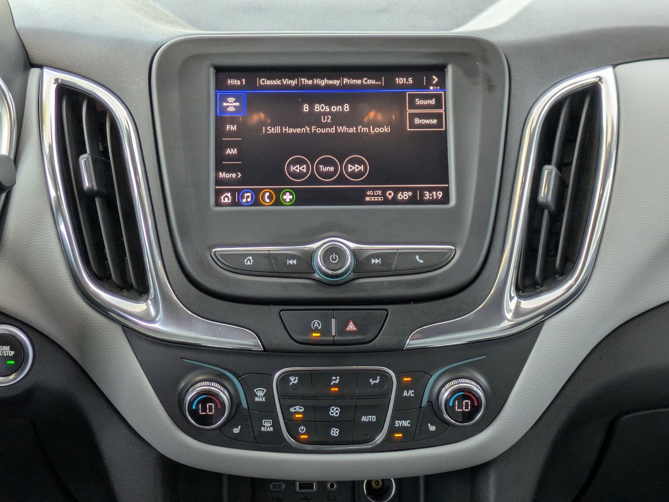 Used 2022 Chevrolet Equinox LT image 18