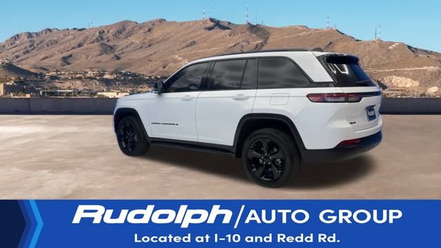 Used 2024 Jeep Grand Cherokee Limited w/ Black Appearance Package image 3