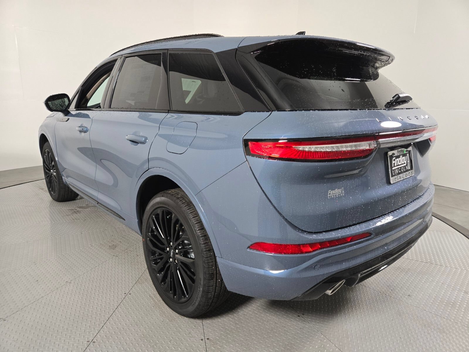 New 2026 Lincoln Corsair Reserve w/ Jet Appearance Package FWD image 7