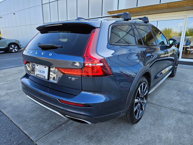 Used 2020 Volvo V60 T5 Cross Country w/ Protection Package AWD/4WD image 5