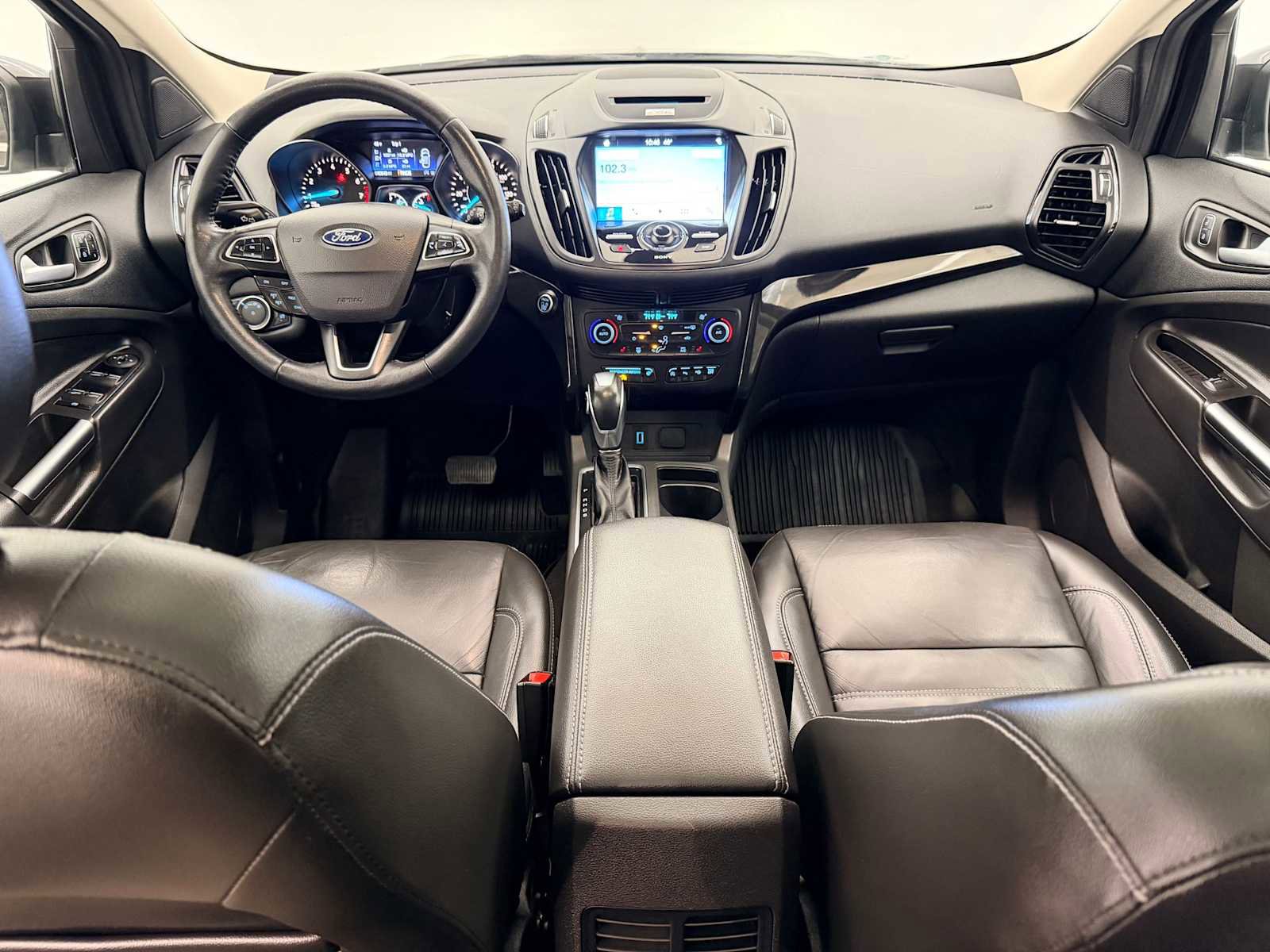 Used 2018 Ford Escape Titanium image 16