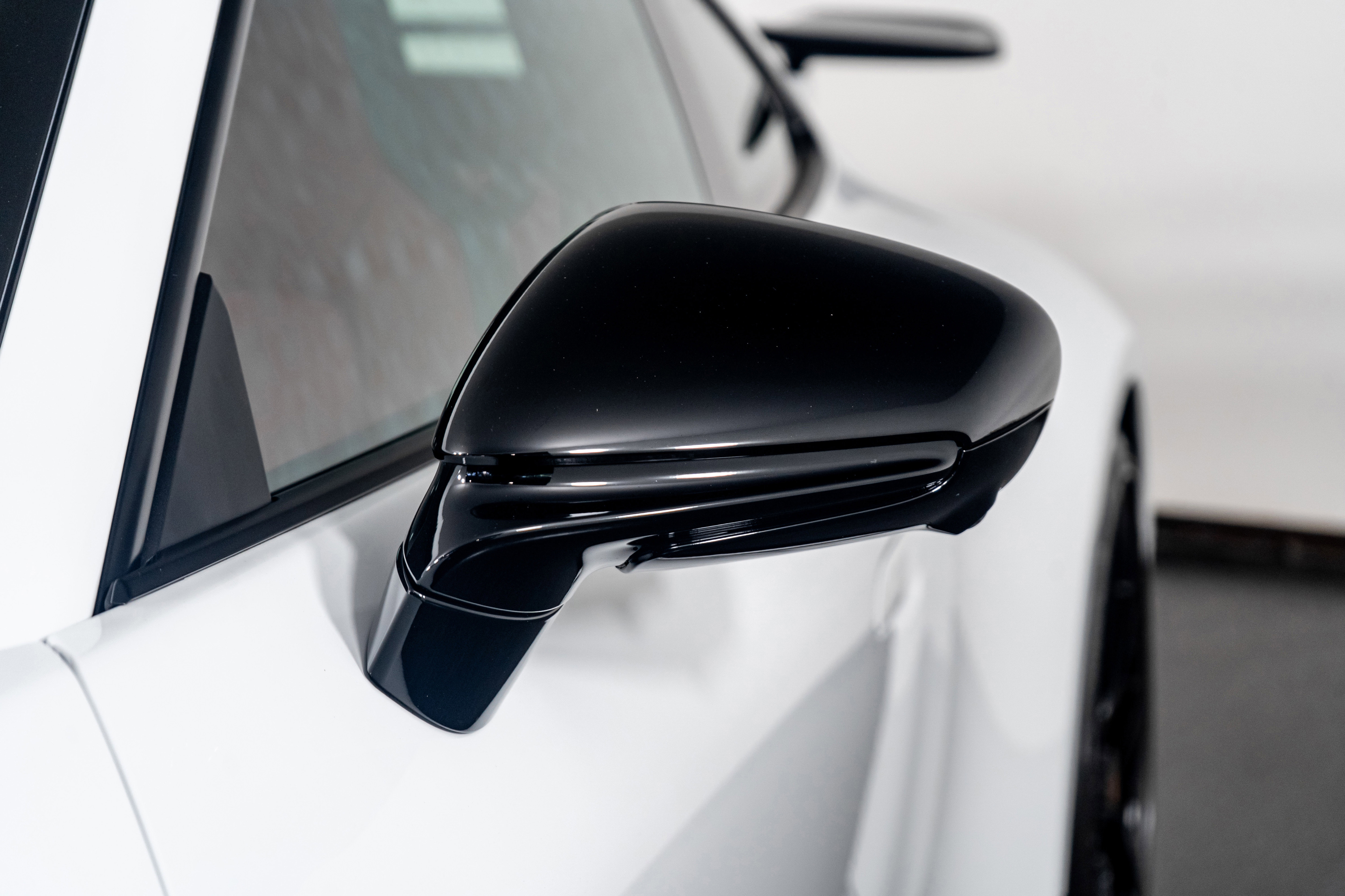 Used 2025 Porsche 911 Carrera GTS w/ Premium Package image 28
