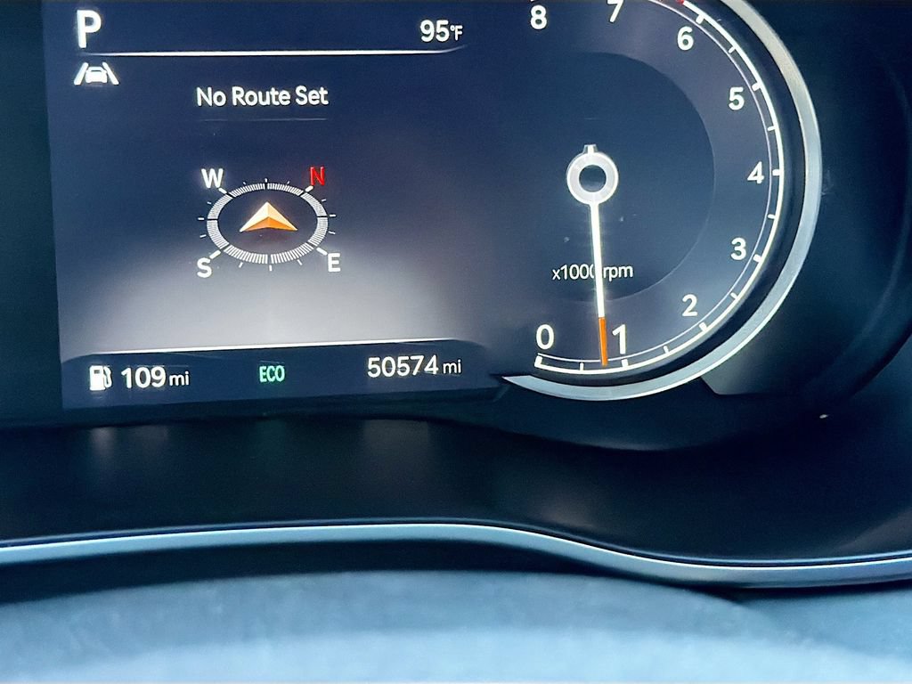 Used 2022 Genesis G70 2.0T RWD image 12