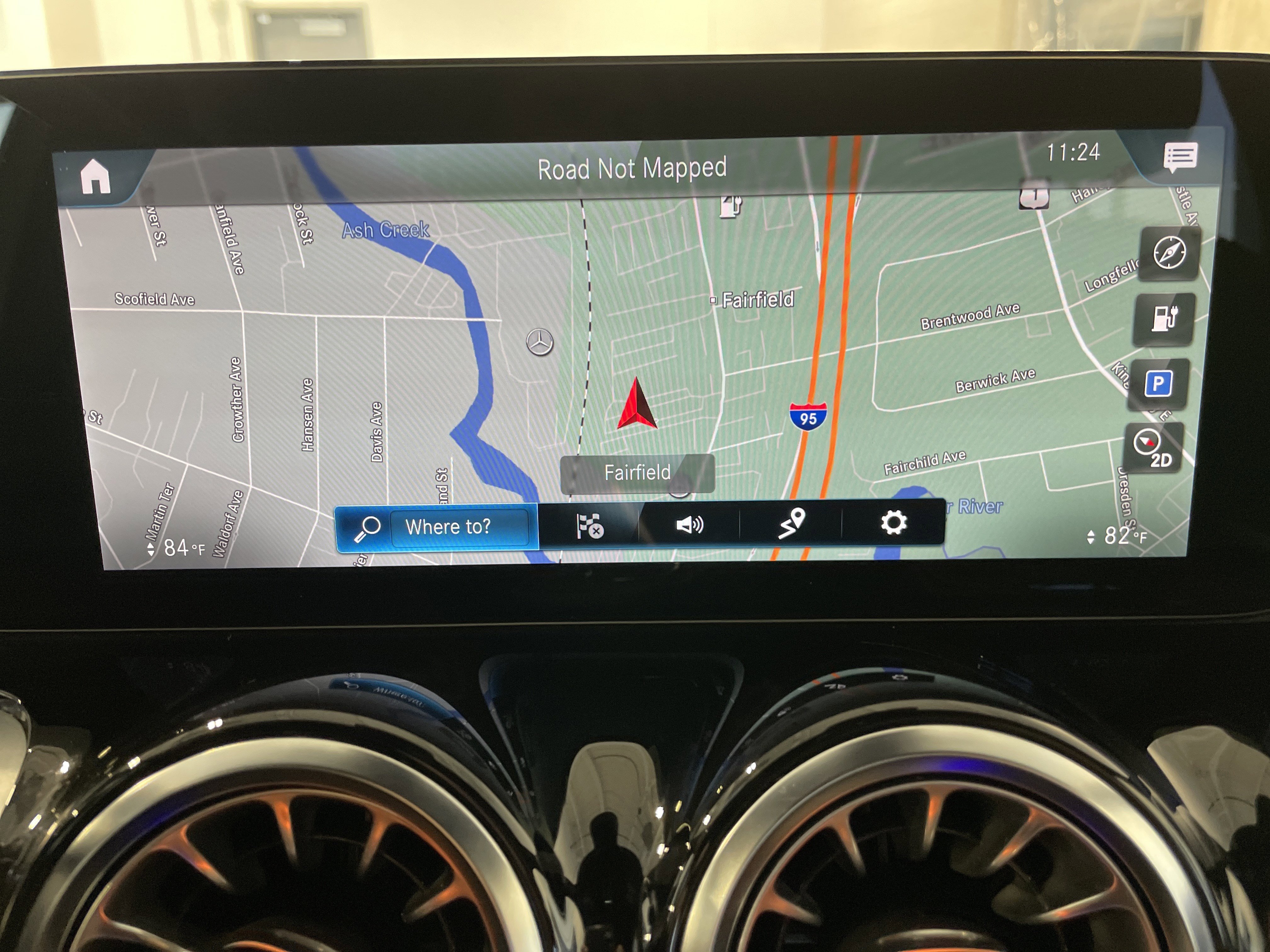 Used 2023 Mercedes-Benz EQB 350 4MATIC SUV w/ Pinnacle Package image 49