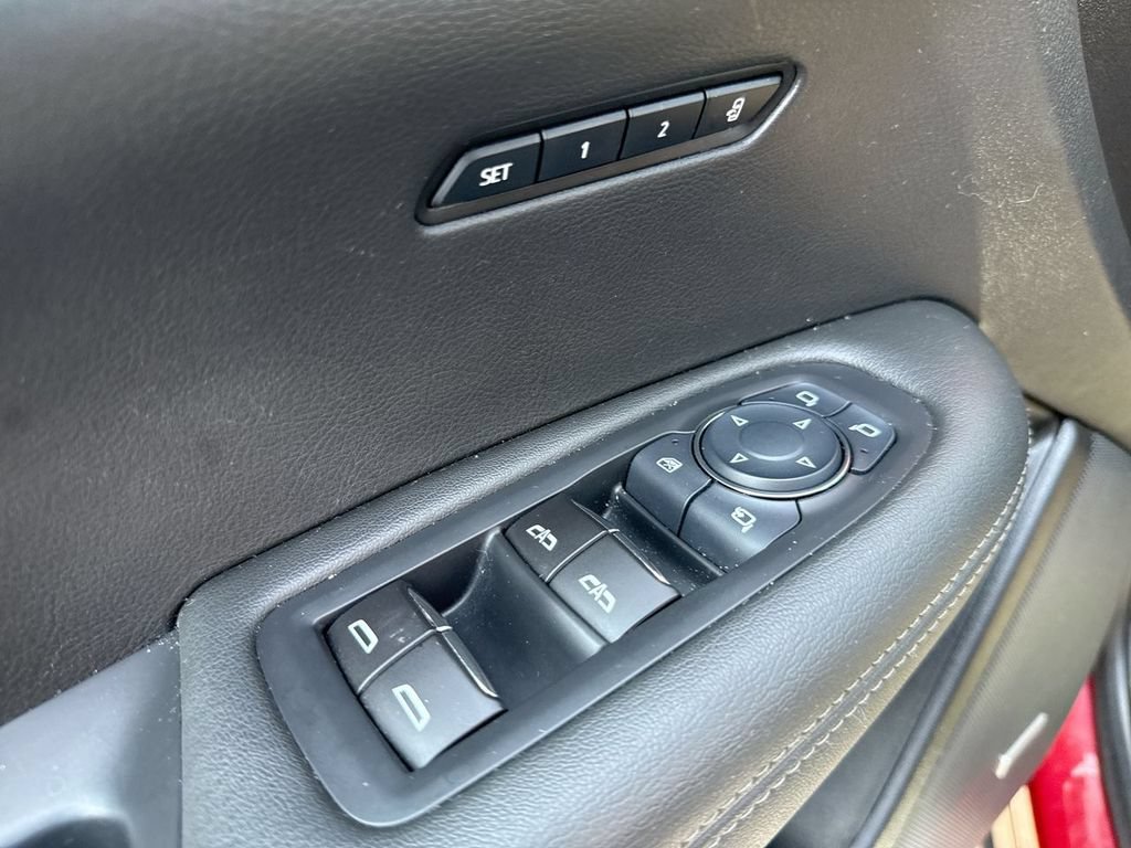 Used 2023 Cadillac XT6 Luxury AWD/4WD image 13