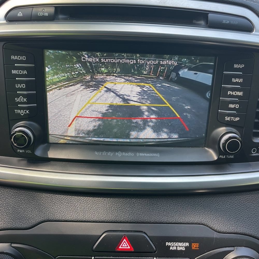 Used 2017 Kia Sorento SX FWD image 9
