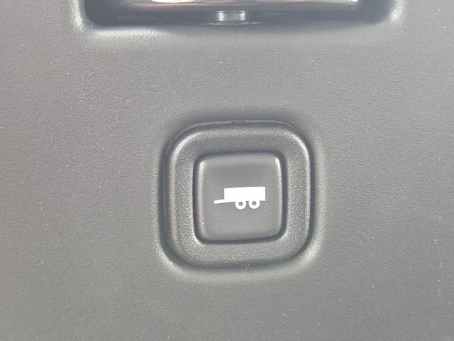 New 2025 GMC Savana 3500 Extended w/ Driver Convenience Package RWD image 4