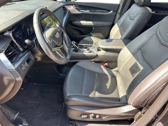 Certified 2023 Cadillac XT5 Premium Luxury AWD/4WD image 18