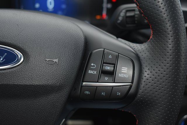 Used 2023 Ford Escape ST-Line image 19