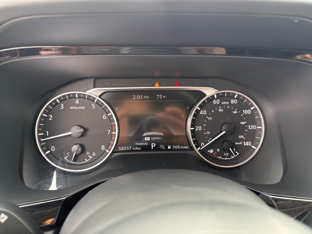 Used 2024 Nissan Pathfinder SV FWD image 14