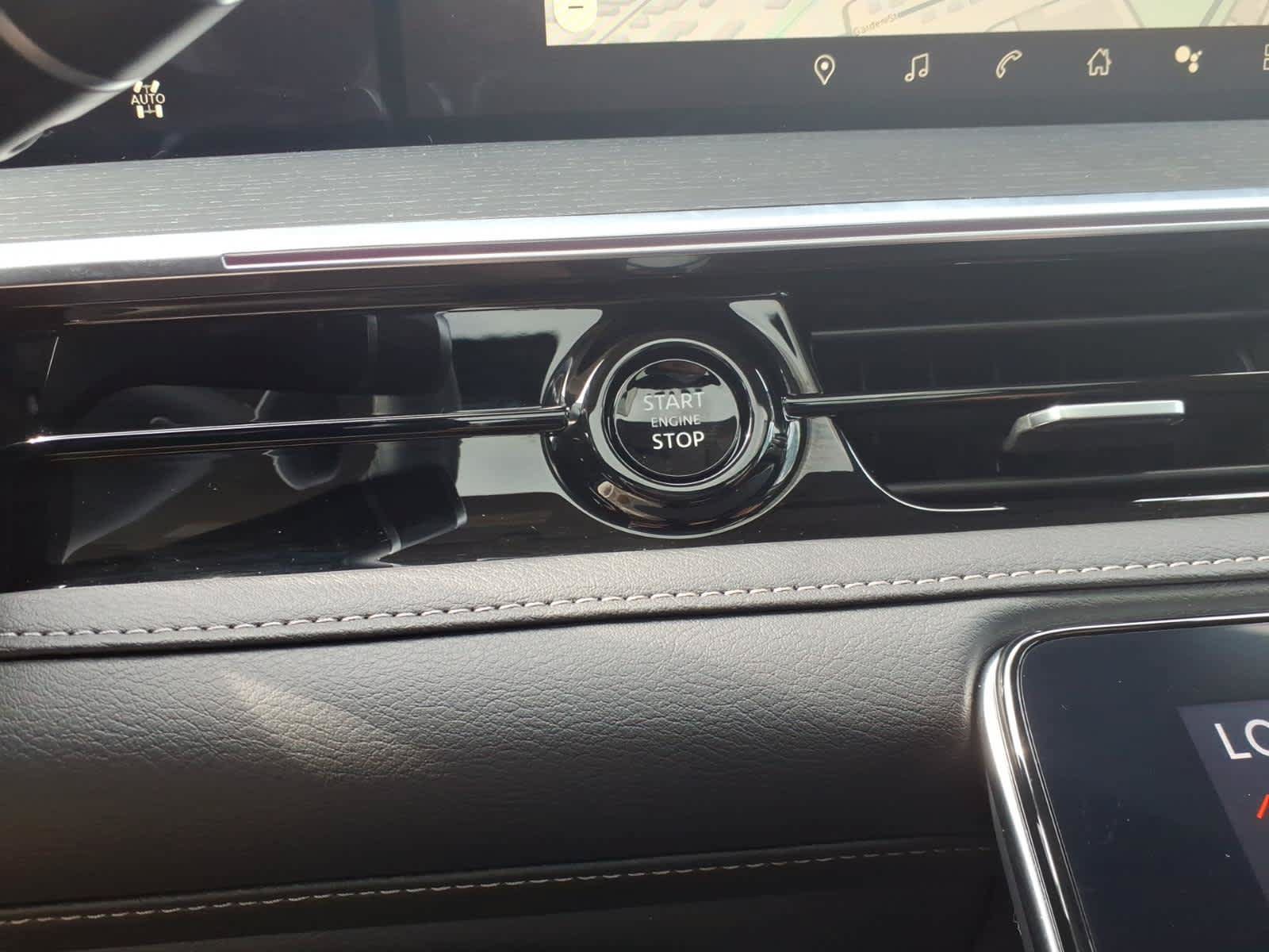 Certified 2025 INFINITI QX80 Sensory AWD/4WD image 24