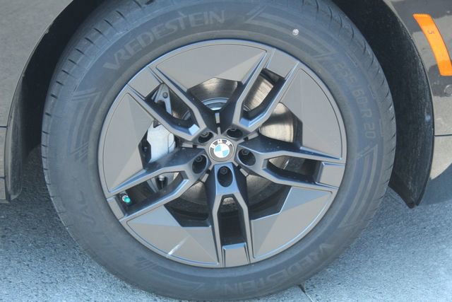 New 2026 BMW iX xDrive60 image 11