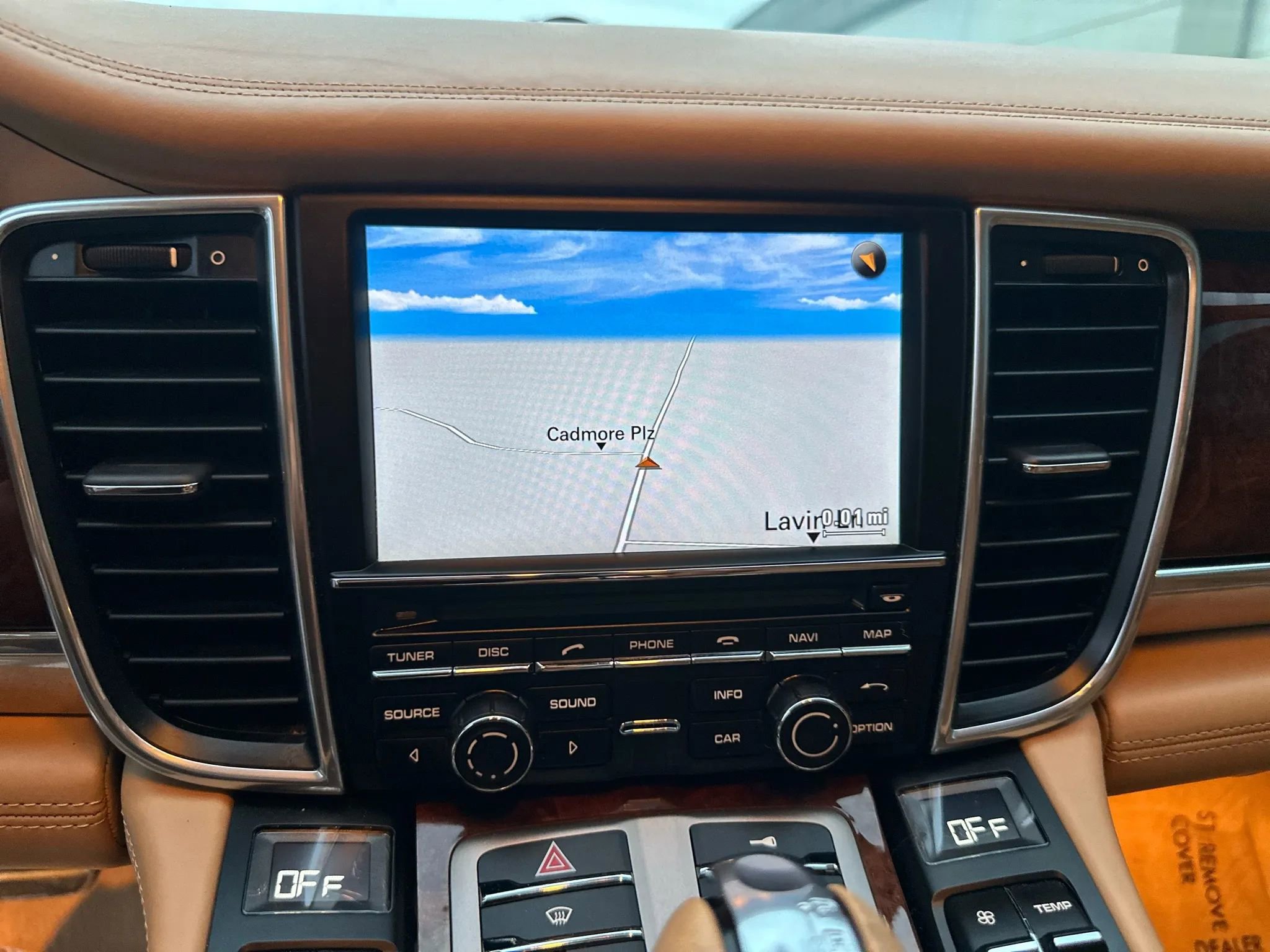 Used 2010 Porsche Panamera 4S image 37