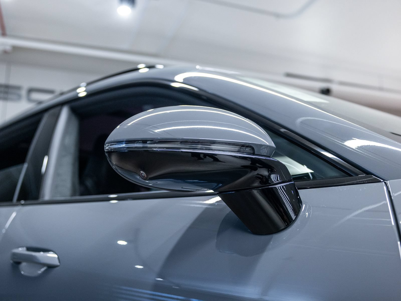 New 2026 Porsche Cayenne Turbo AWD/4WD image 18