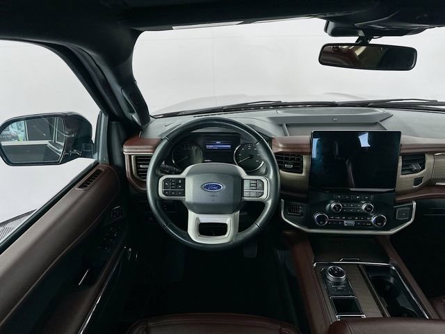 Used 2024 Ford Expedition Limited RWD image 24