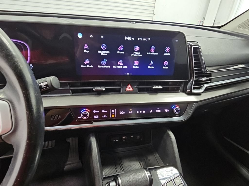 Used 2023 Kia Sportage EX FWD image 13