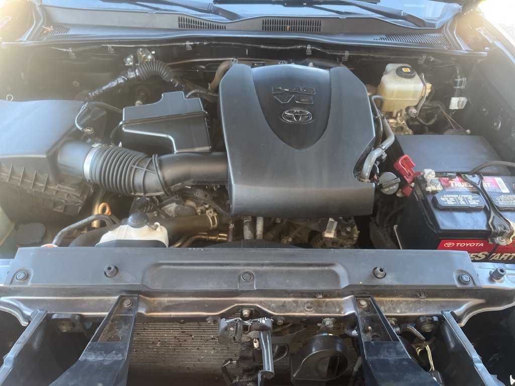 Used 2021 Toyota Tacoma TRD Off-Road AWD/4WD image 26