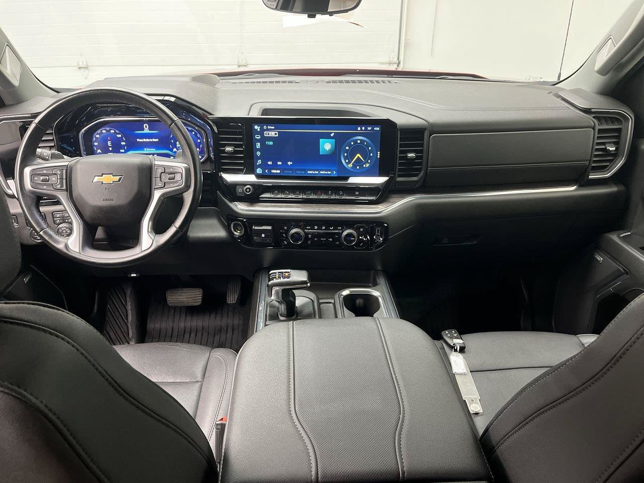 Certified 2024 Chevrolet Silverado 1500 LTZ AWD/4WD image 4