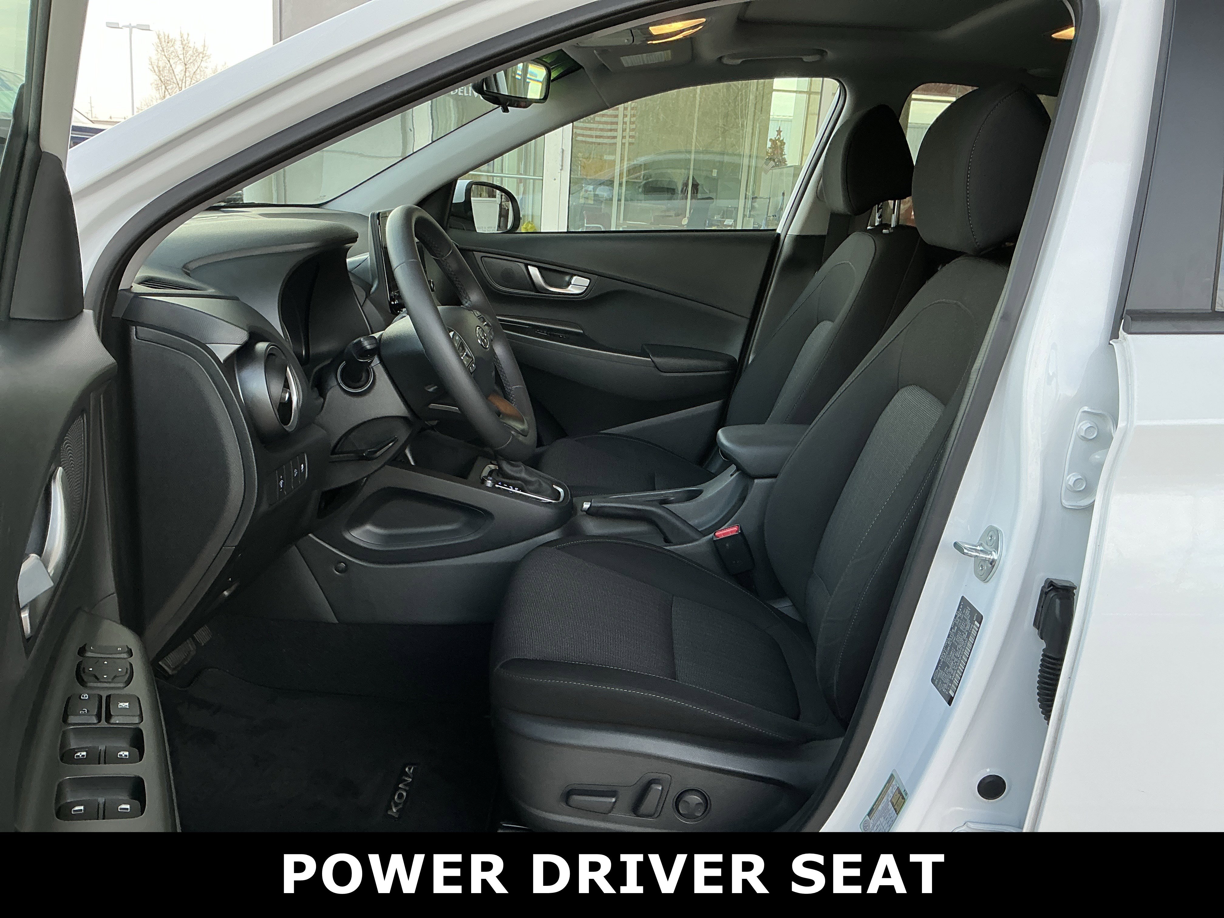 Used 2023 Hyundai Kona SEL w/ Convenience Package image 7