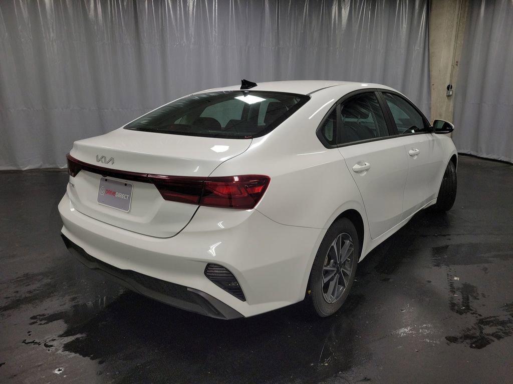 Used 2024 Kia Forte LXS image 8