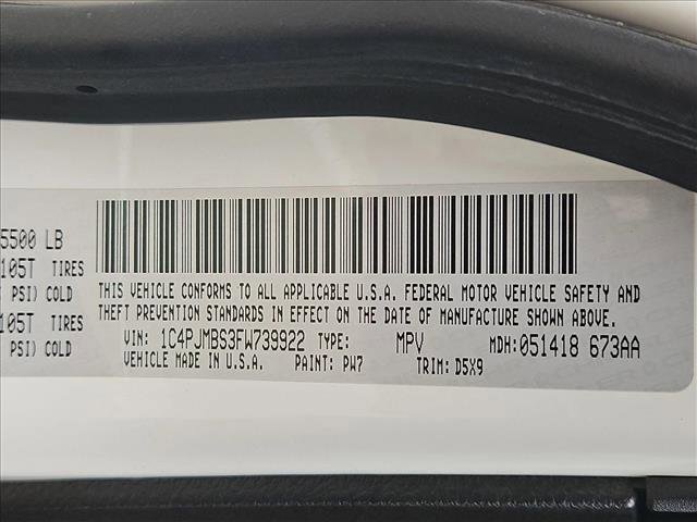 Used 2015 Jeep Cherokee Trailhawk AWD/4WD image 24